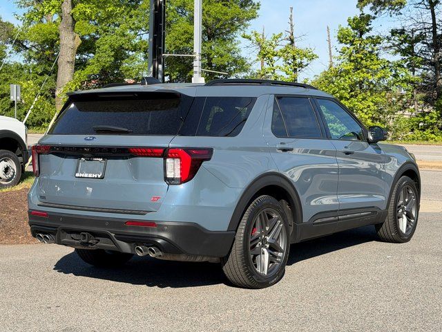 New 2026 Vapor Blue Metallic Ford ST MANAGER DEMO image 3