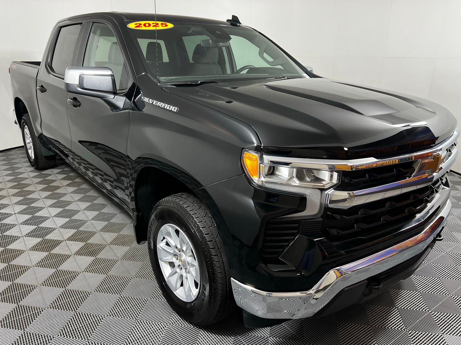 Thumbnail: 2025 Chevrolet Silverado 1500 - 10