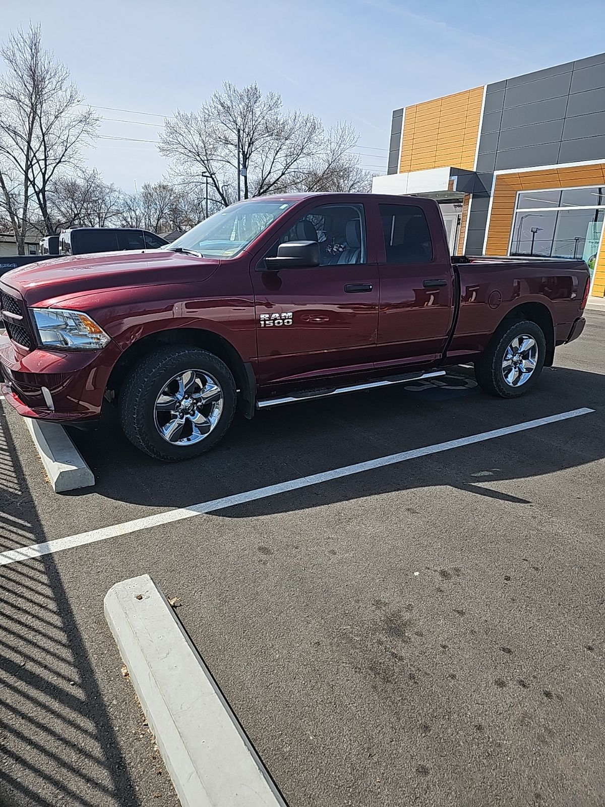 2018 RAM 1500 Express Quad Cab 4WD