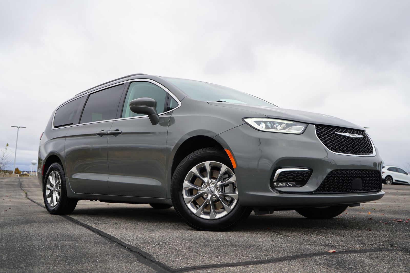 2022 Chrysler Pacifica Touring L 36