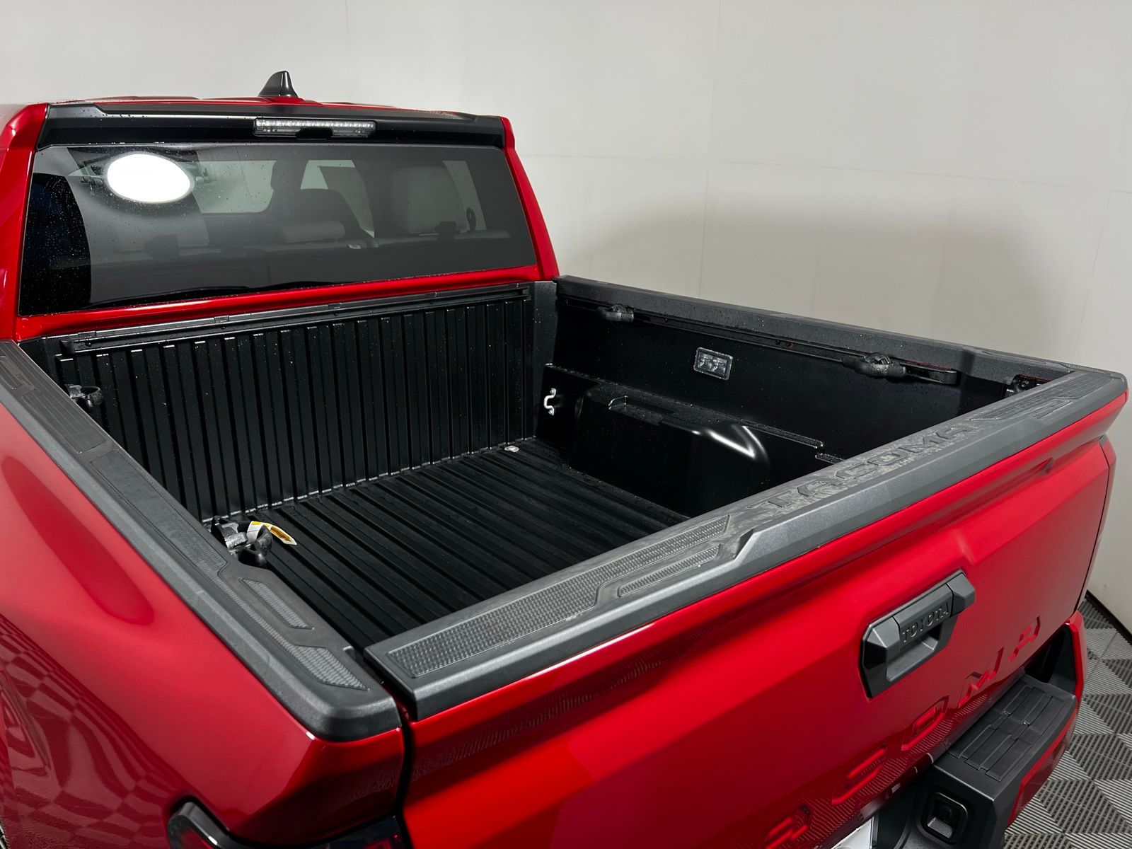 2025 Toyota Tacoma SR5 22