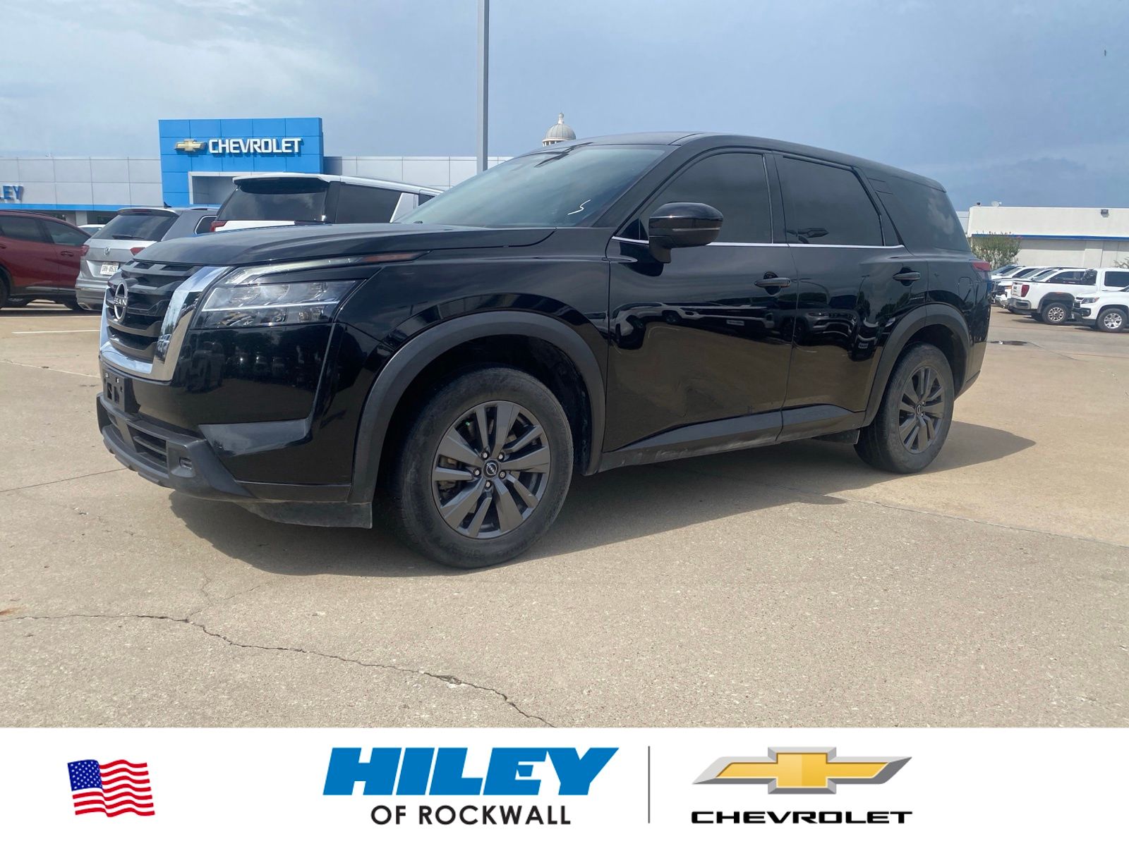 Super Black 2022 Nissan Pathfinder SUV / Crossover Front-Wheel Drive 9-Speed Automatic