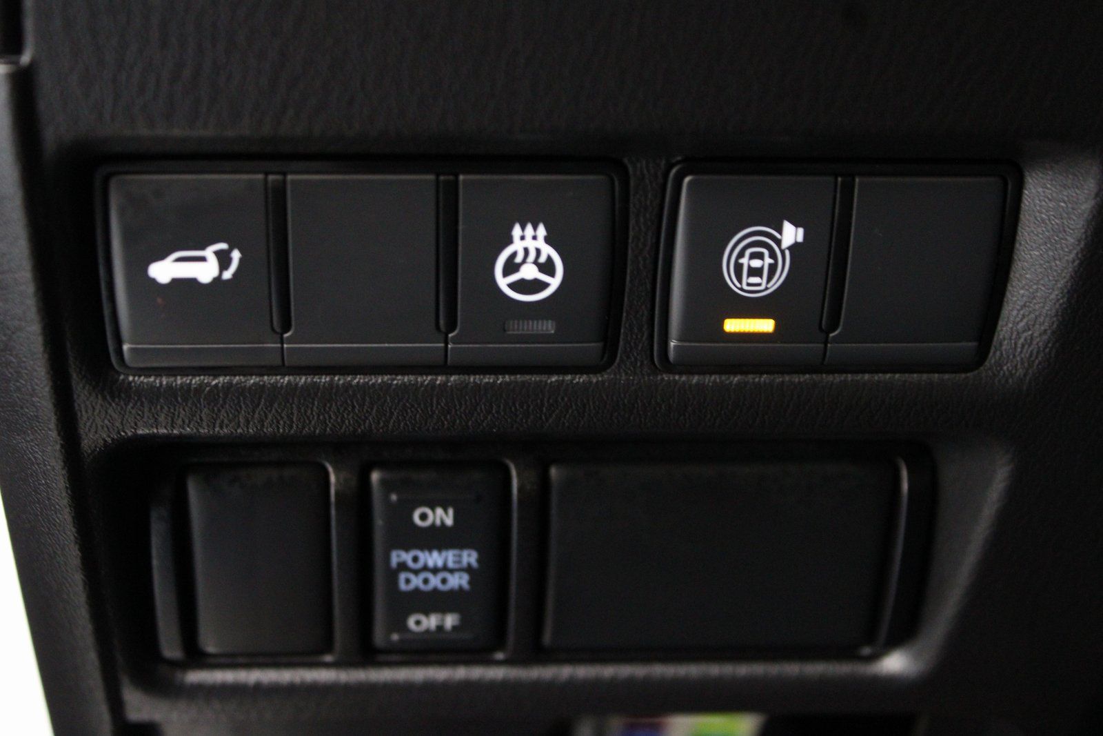 Used 2024 Black Nissan Platinum image 18