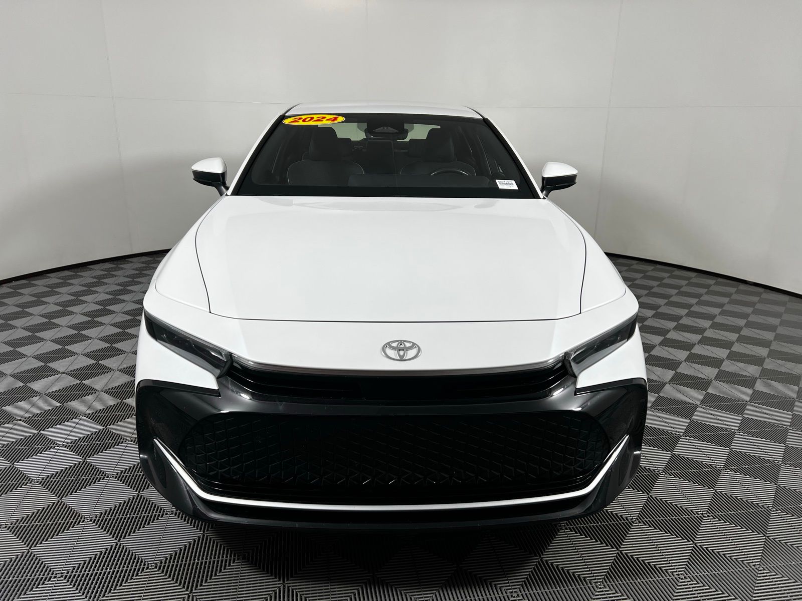 Thumbnail: 2024 Toyota Crown - 2