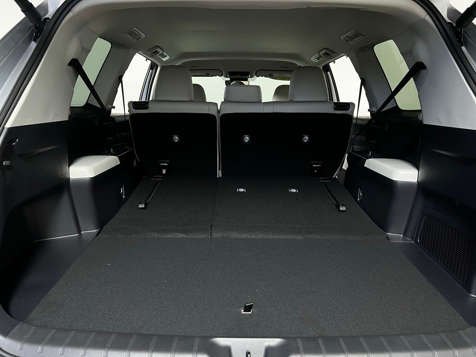 Thumbnail: 2026 Toyota Grand Highlander - 27