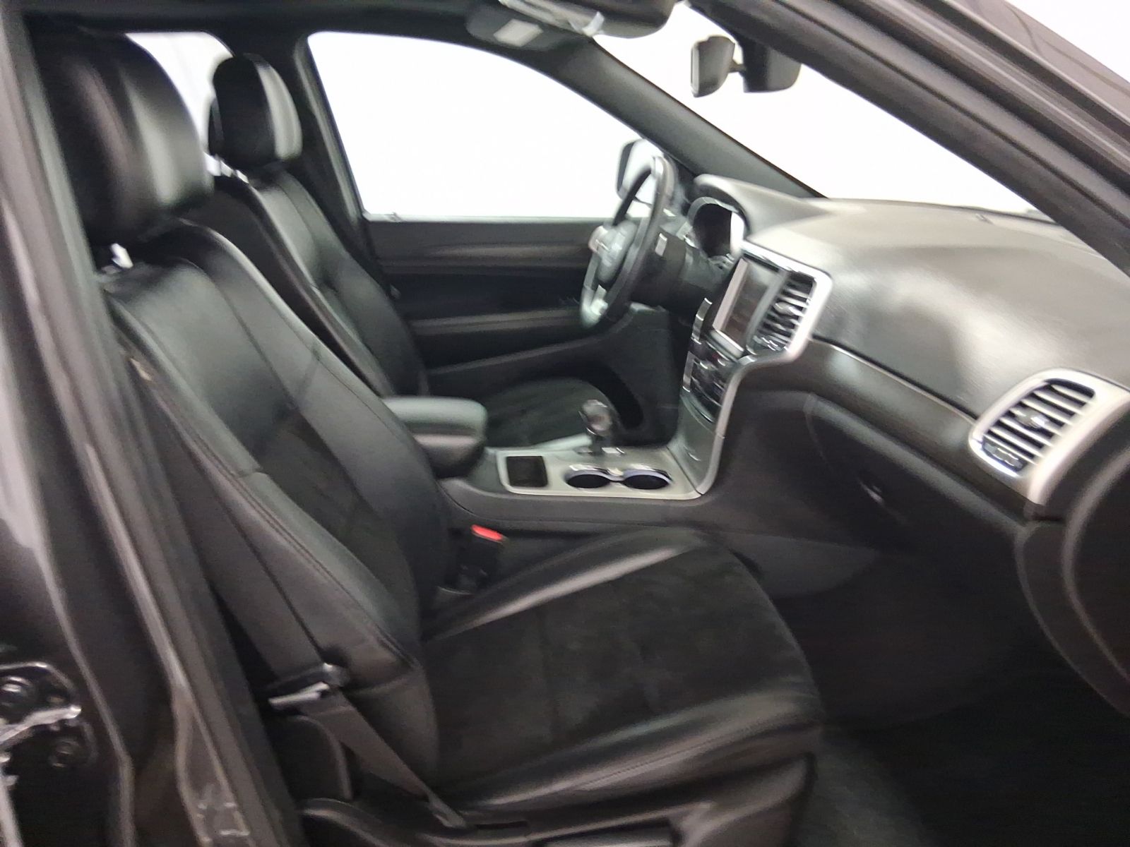 Used Car 2015 Jeep Grand Cherokee  Altitude For Sale Under $15,000 In Austin, Texas
