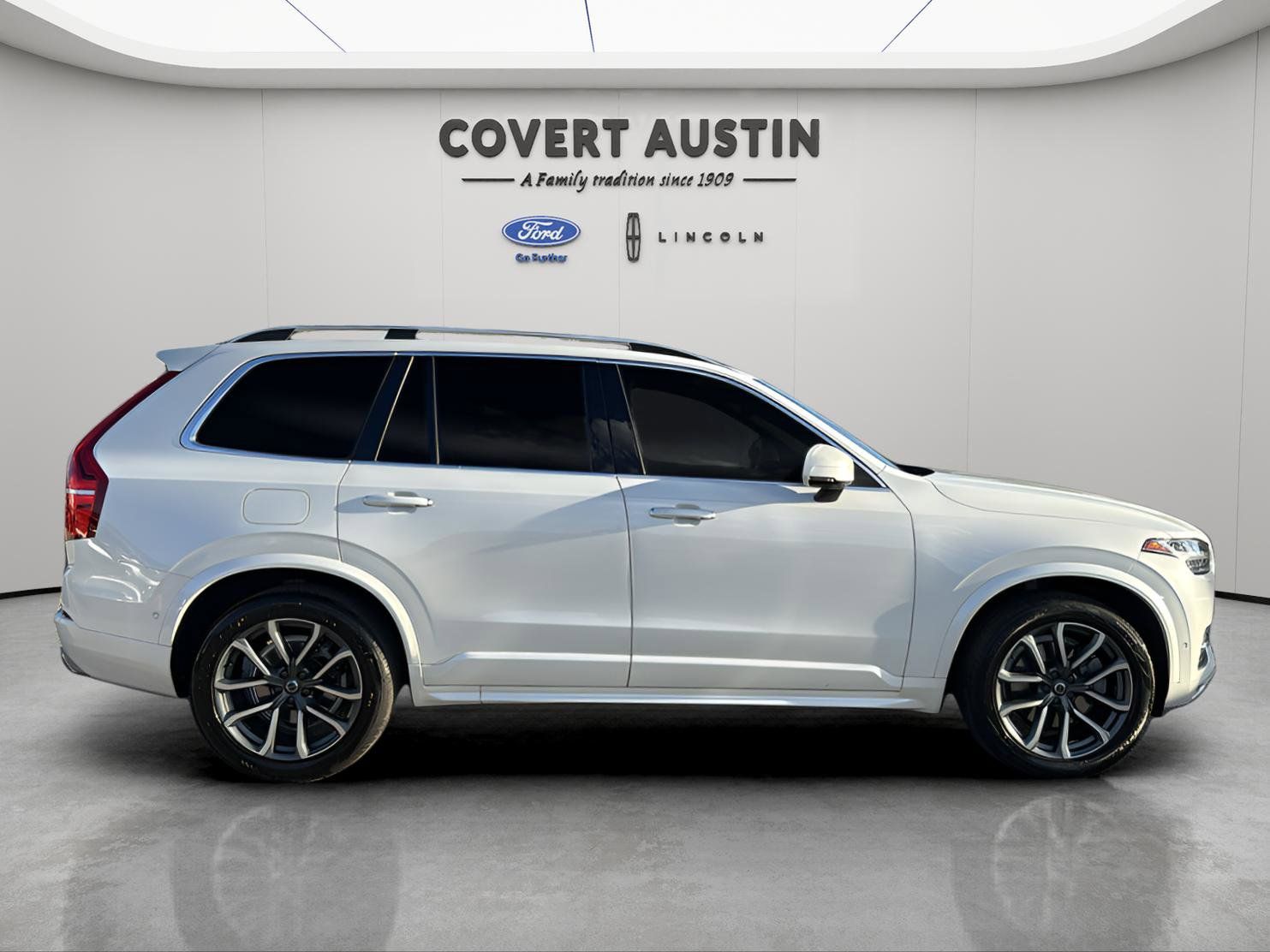 Used Car 2019 Volvo Xc90  T6 Momentum For Sale Under $20,000 In Austin, Texas