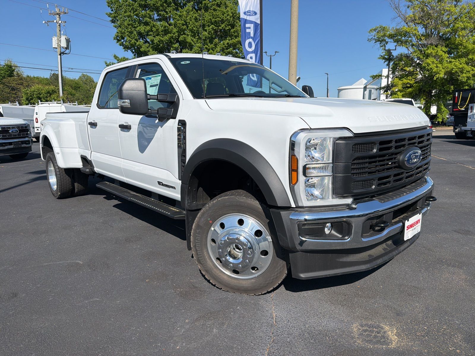 2026 Ford F-450 XL 4x4 Crew Cab 8' Box DRW's photo
