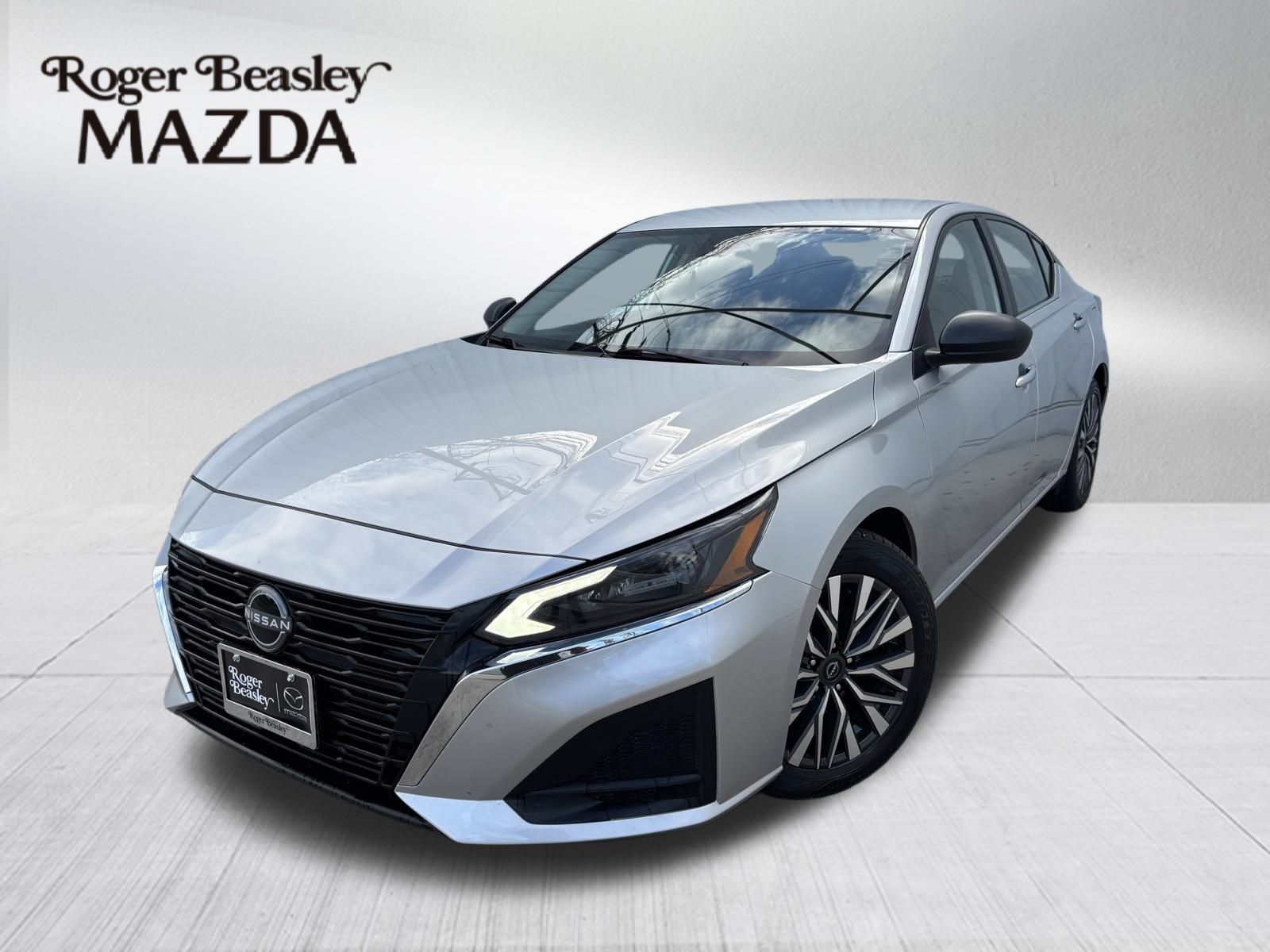 Used Car 2024 Nissan Altima  2.5 Sv For Sale Under $25,000 In Austin, Texas