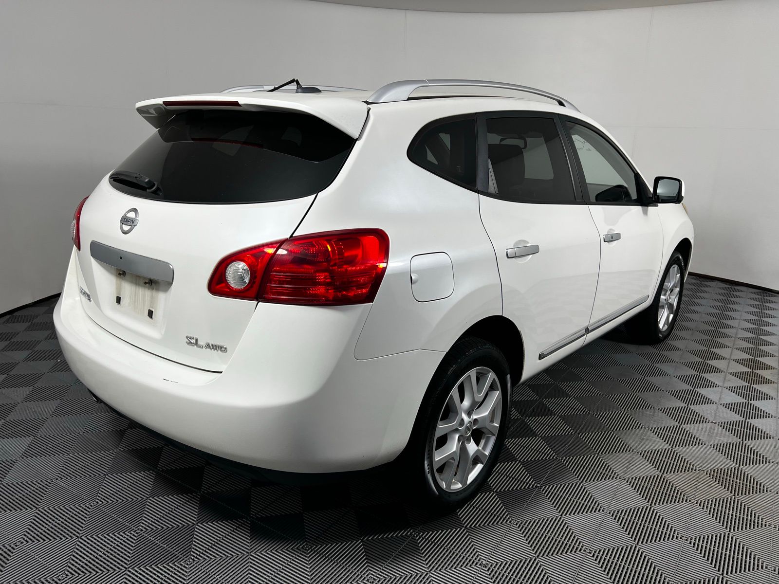 Thumbnail: 2012 Nissan Rogue - 5