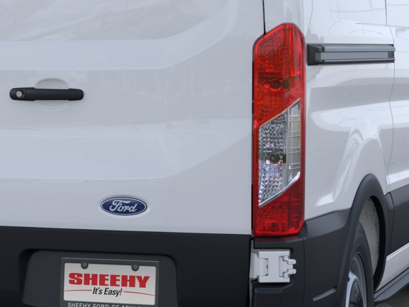 New 2026 Oxford White Ford Base image 21