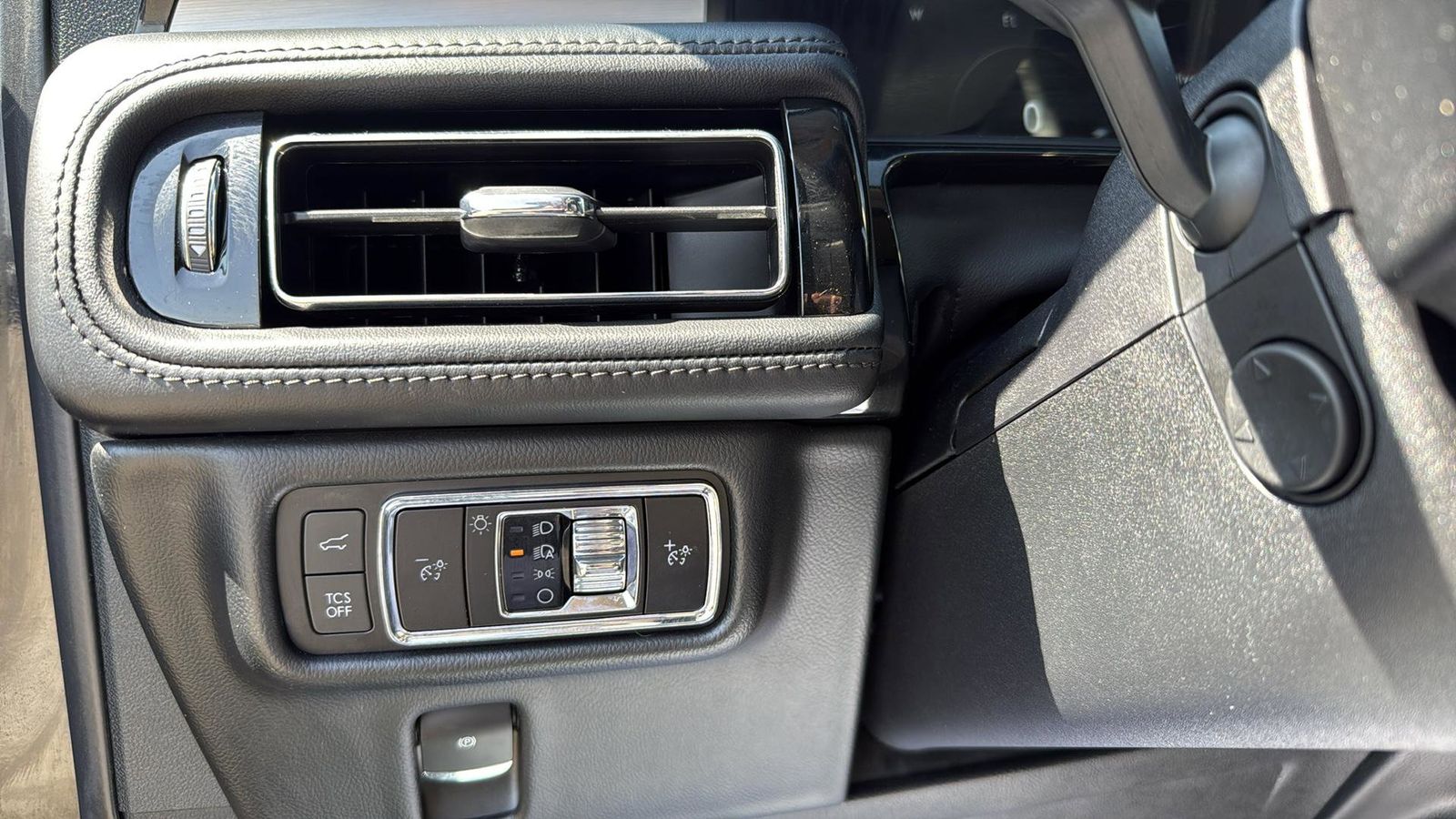 Used Car 2023 Lincoln Nautilus  Standard For Sale Under $30,000 In Austin, Texas