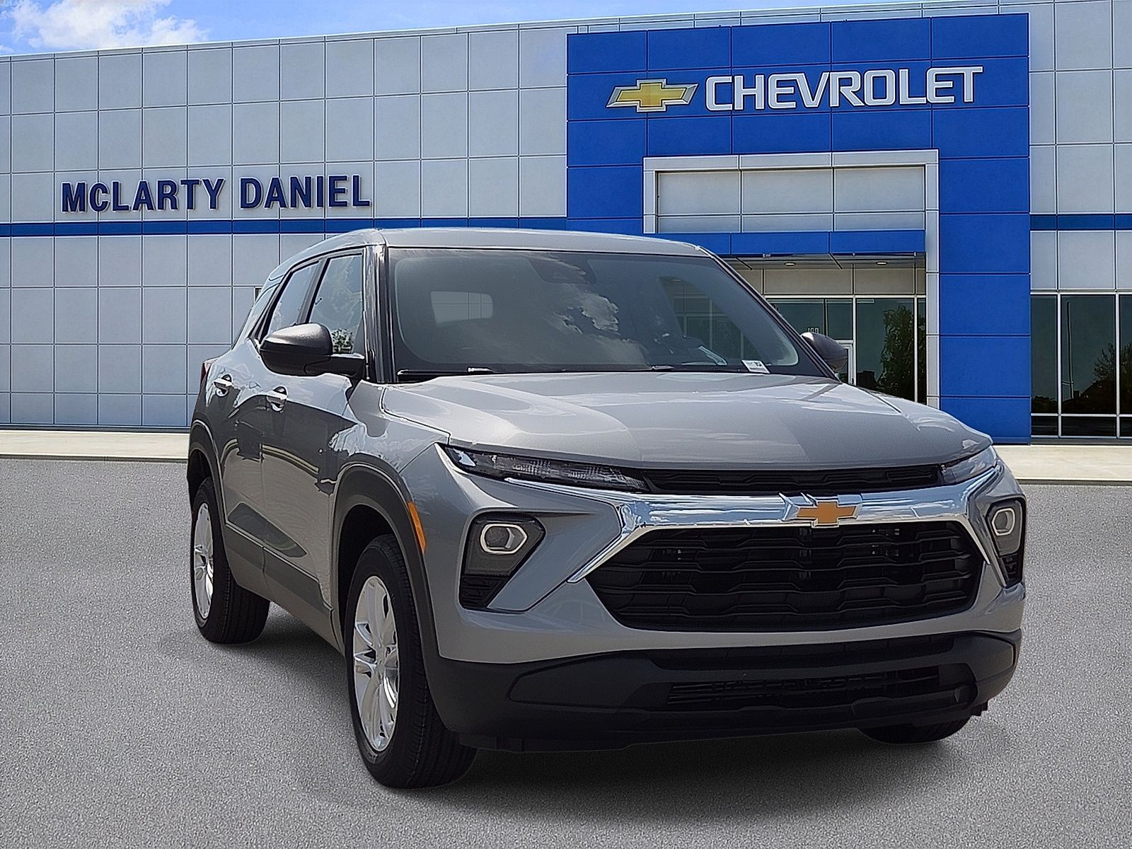 Sterling Gray Metallic 2026 Chevrolet Trailblazer SUV / Crossover Front-Wheel Drive Continuously Variable Transmission