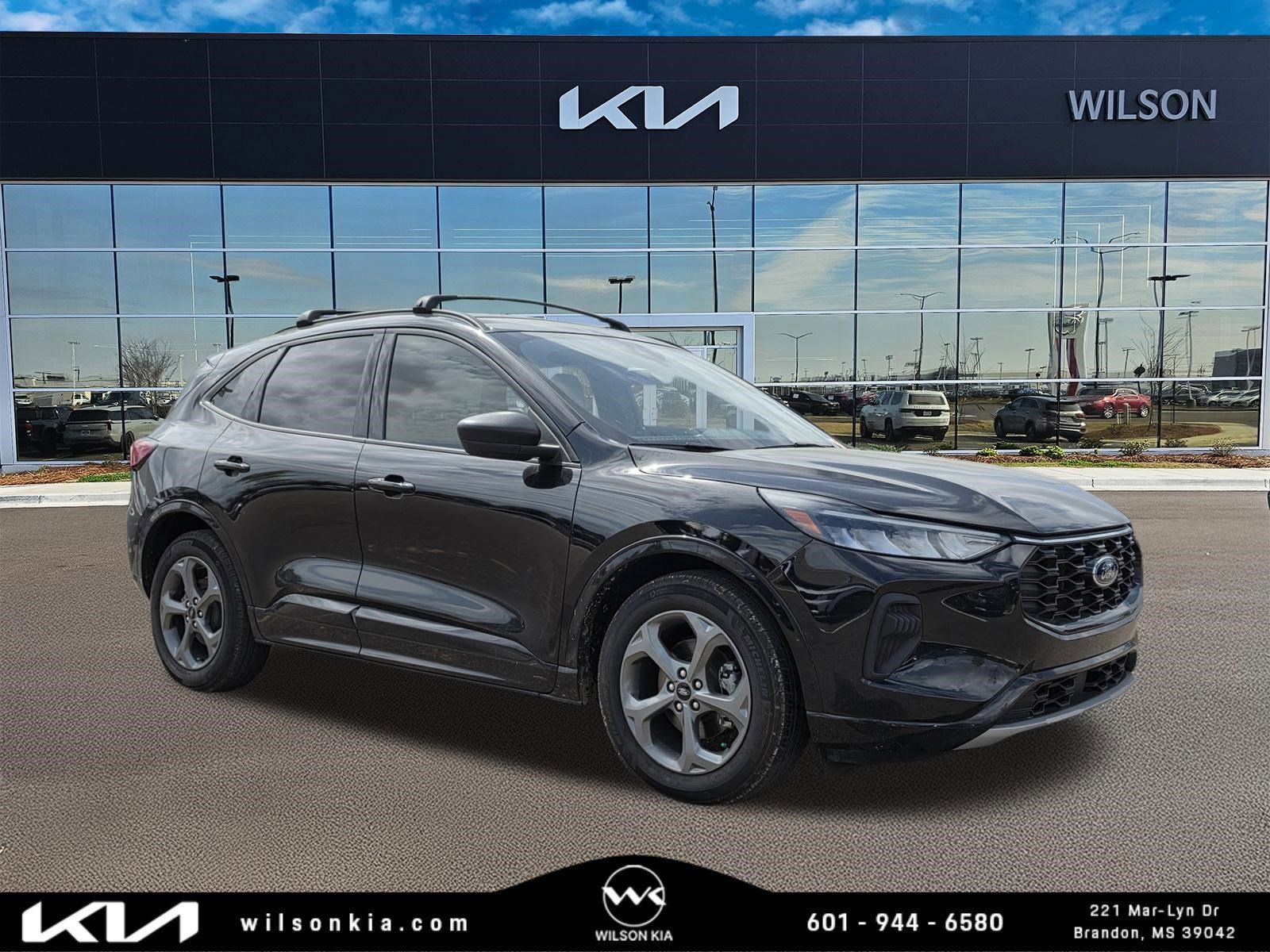 Agate Black Metallic 2024 Ford Escape Hybrid ST-Line FWD SUV / Crossover Front-Wheel Drive Continuously Variable Transmission