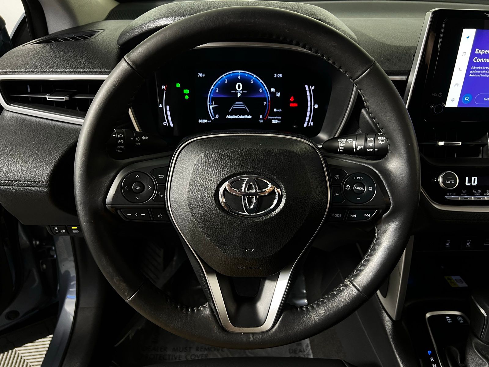 2023 Toyota Corolla Cross XLE 14