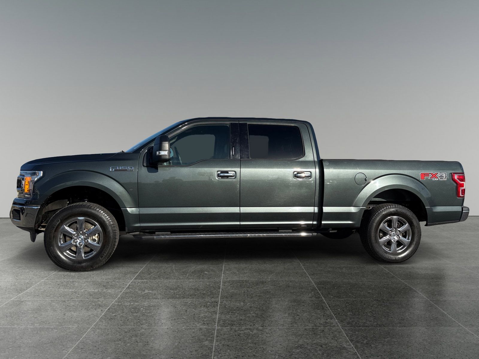 View vehicle photo 2