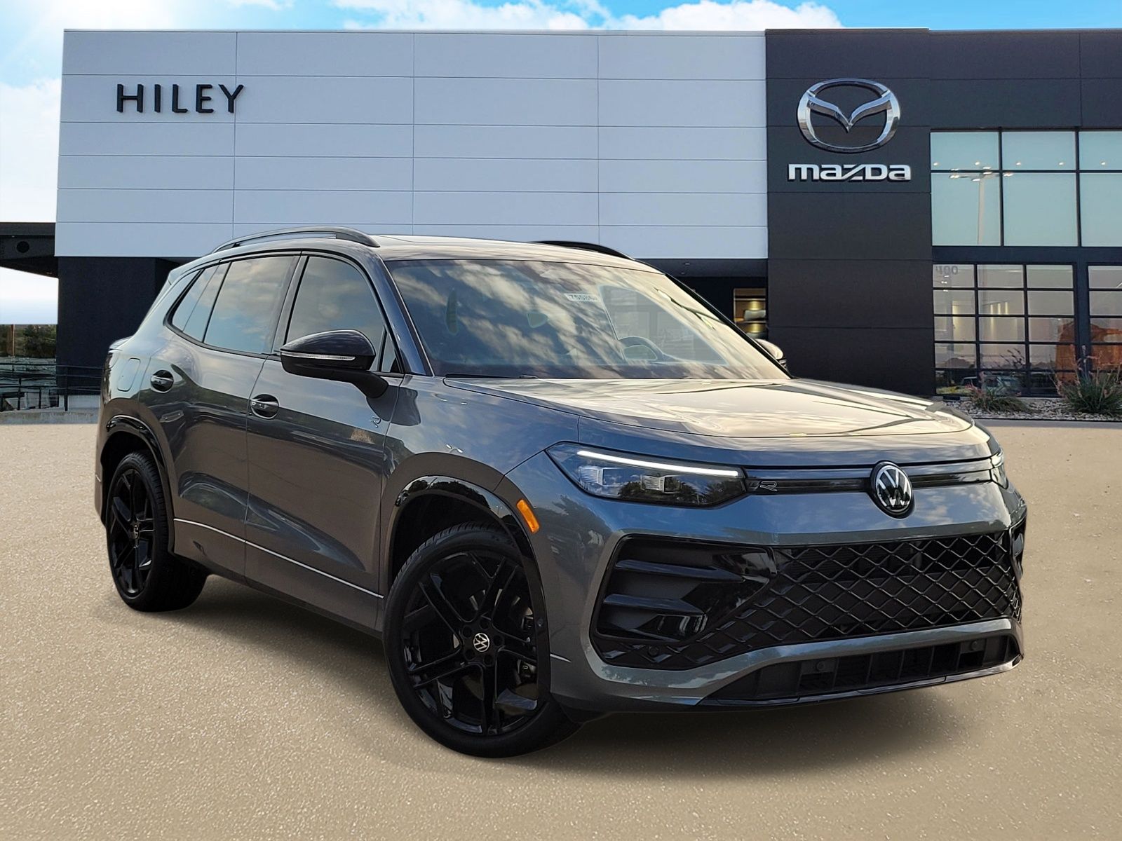 Gray 2026 Volkswagen Tiguan SUV / Crossover Front-Wheel Drive 8-Speed Automatic