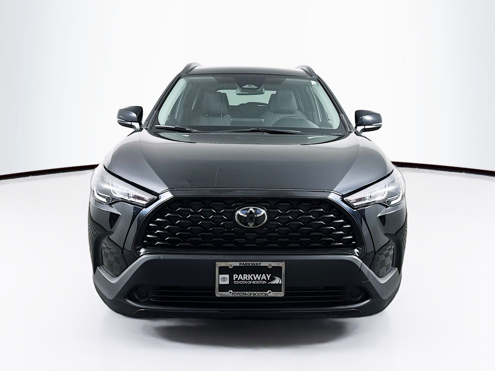 View vehicle photo 2