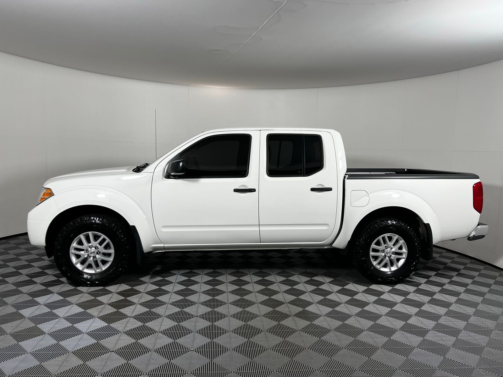 Thumbnail: 2019 Nissan Frontier - 8