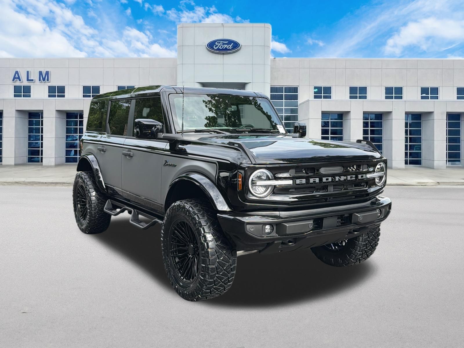 New 2026 Shadow Black Ford Outer Banks® image 4