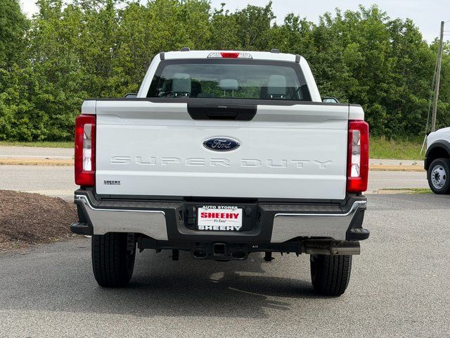 New 2026 Oxford White Ford XL image 6