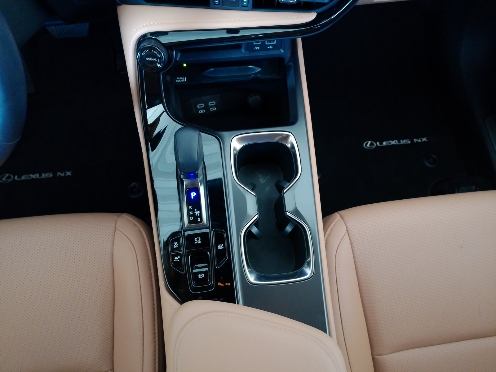 Used 2026 White Lexus 350h Premium image 18