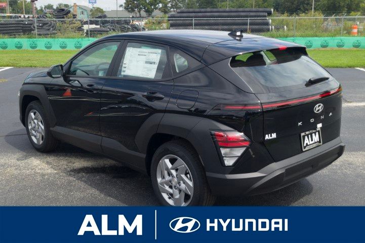 2026 Hyundai Venue SE photo 4