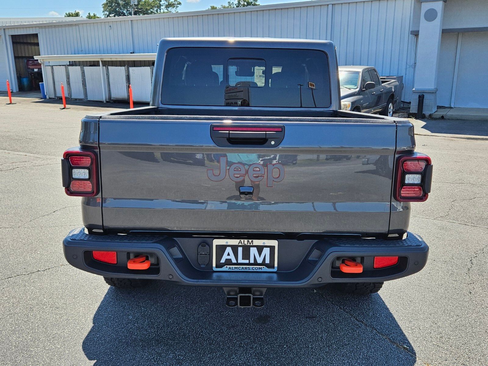2025 Jeep Gladiator Mojave photo 6