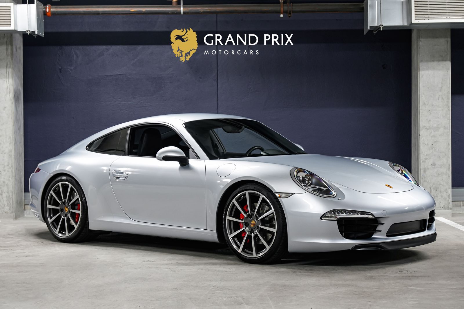 Rhodium Silver Metallic 2016 Porsche 911 Coupe Rear-Wheel Drive 7-Speed Automatic