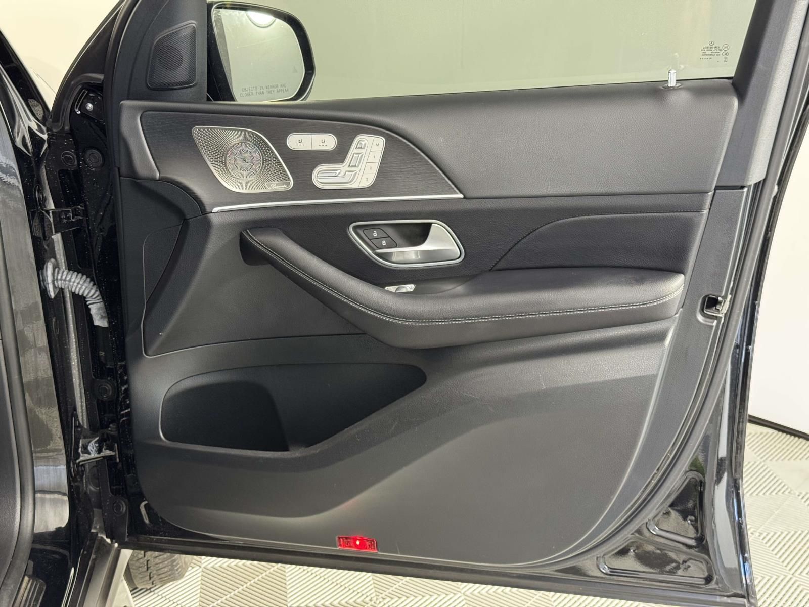 Used 2024 Black Mercedes-Benz GLS 450 image 23