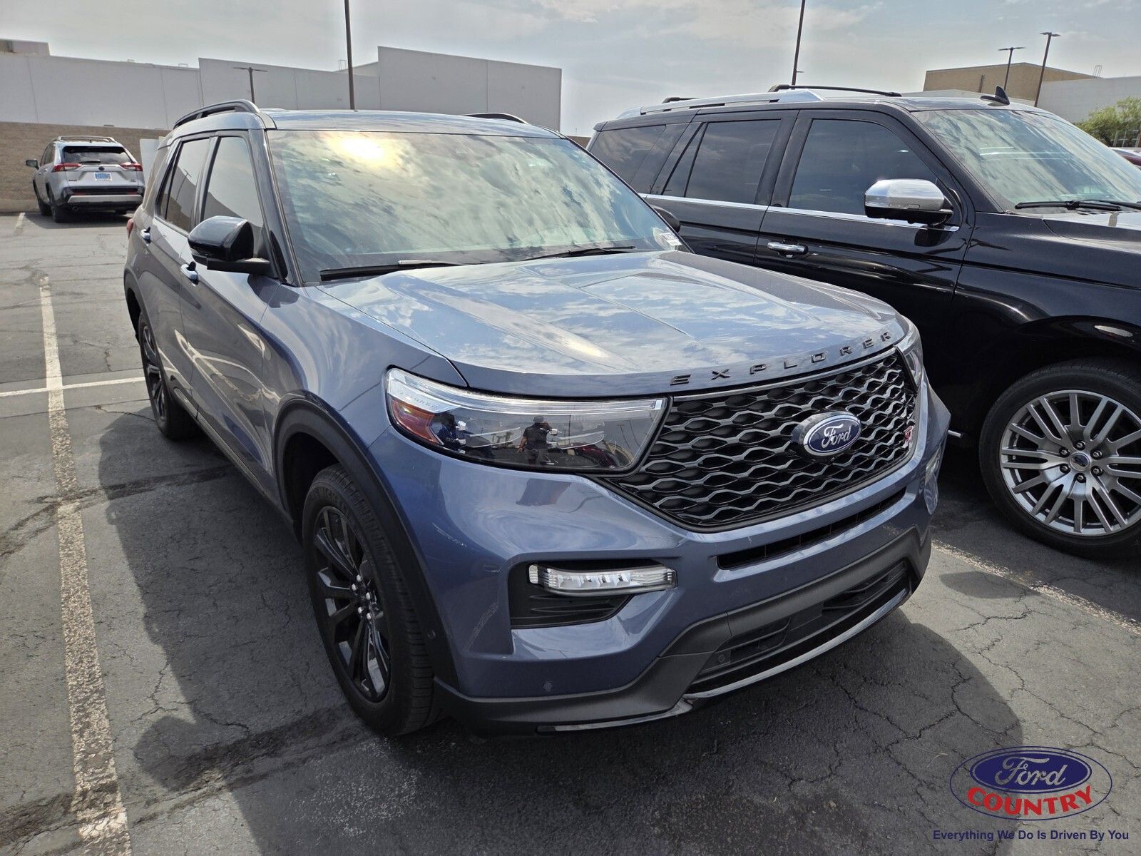 2021 Ford Explorer ST