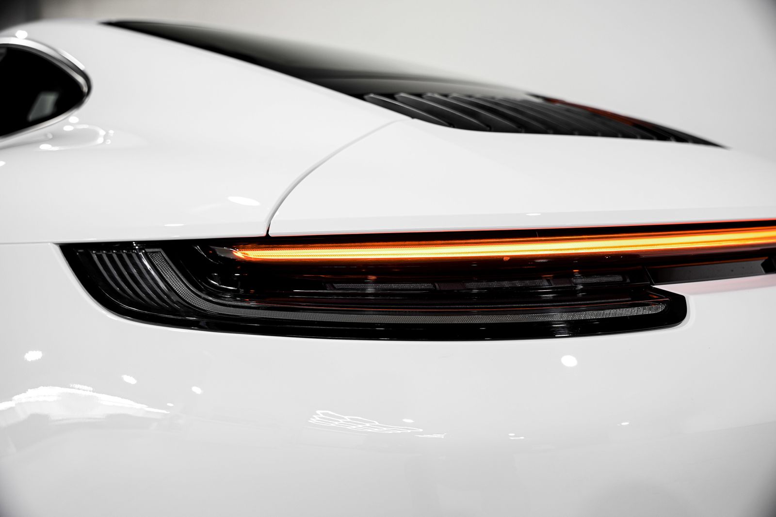 2023 Porsche 911 Carrera — photo 35