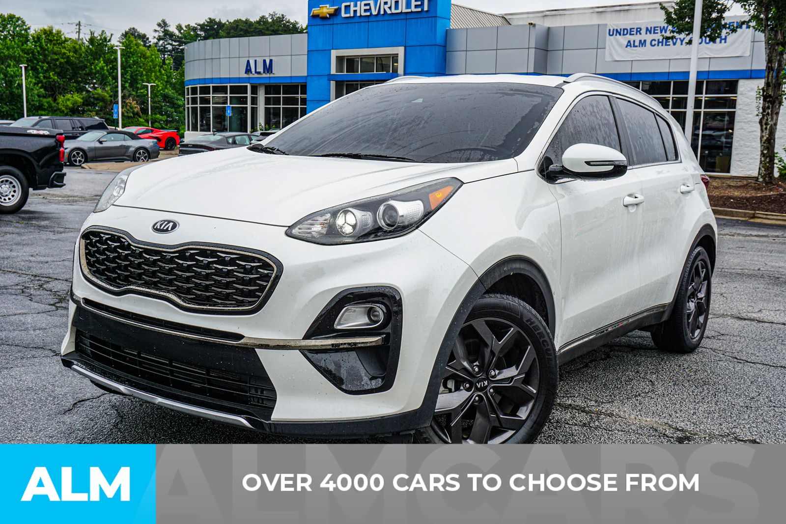 Used 2021 White Kia S image 2