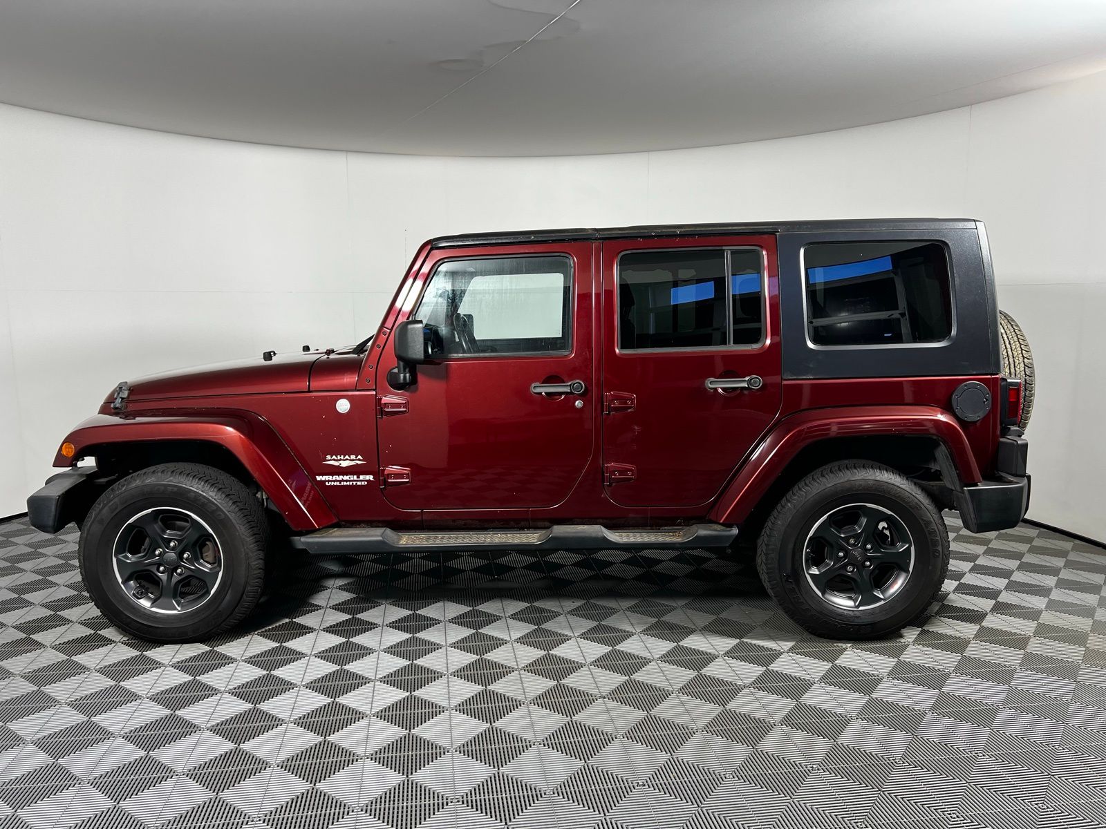 Thumbnail: 2010 Jeep Wrangler - 8