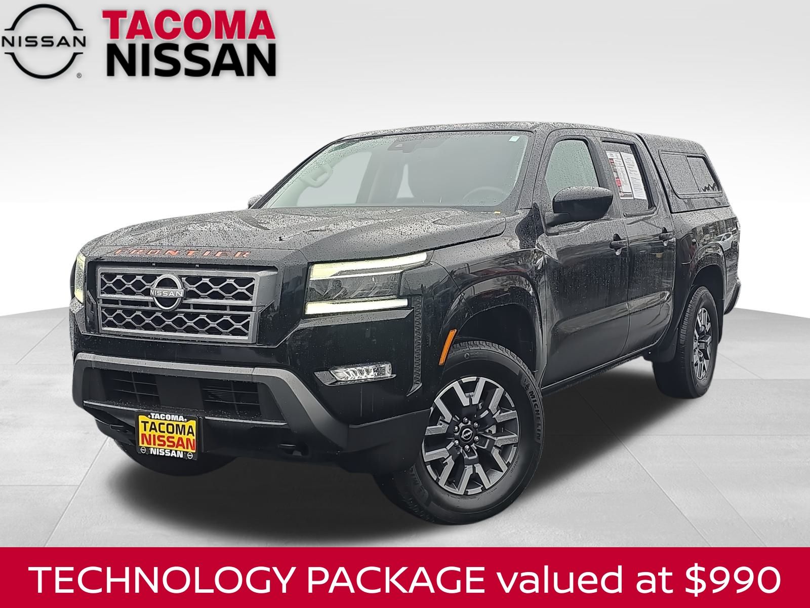 2024 Nissan Frontier SL 4dr Crew Cab 4WD