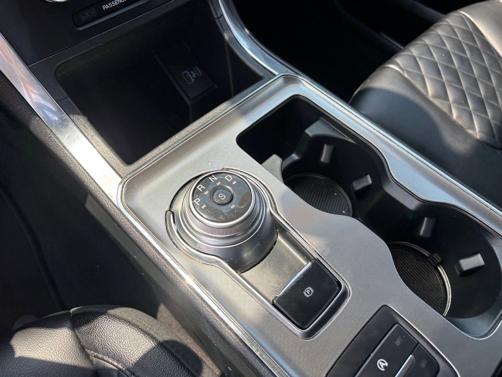 Used Car 2024 Ford Edge  Titanium For Sale Under $30,000 In Austin, Texas