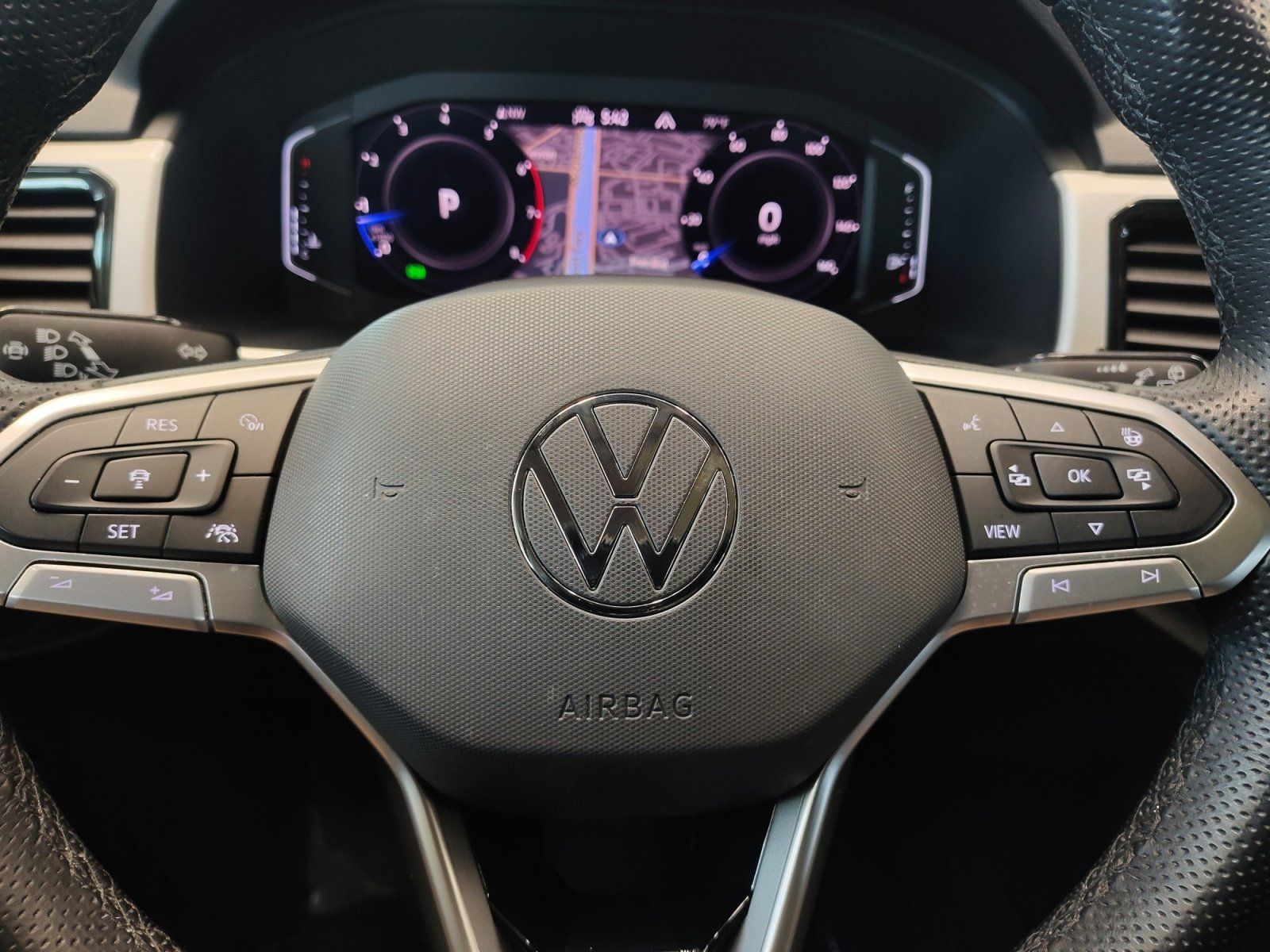 Used Car 2022 Volkswagen Atlas  3.6l V6 Sel R-line For Sale Under $30,000 In San Antonio, Texas