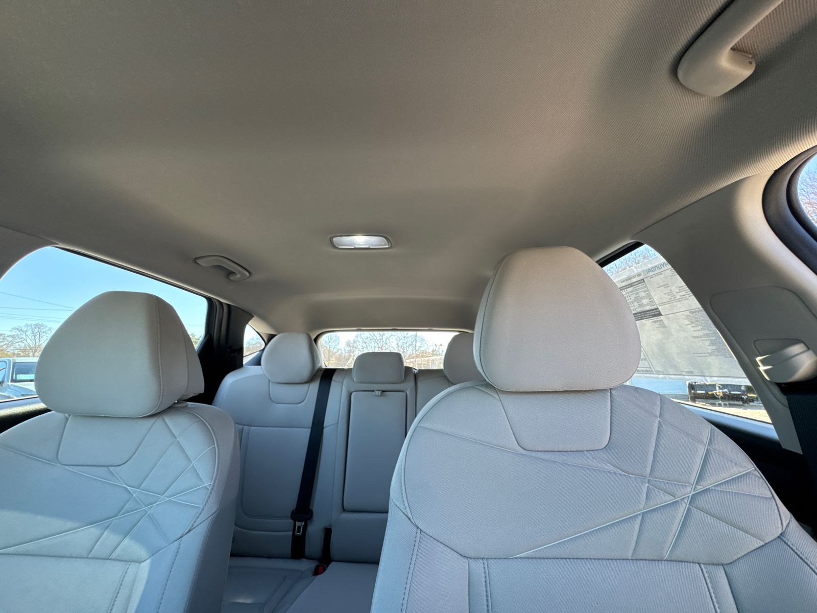 New 2026 Gray HYUNDAI SE image 32