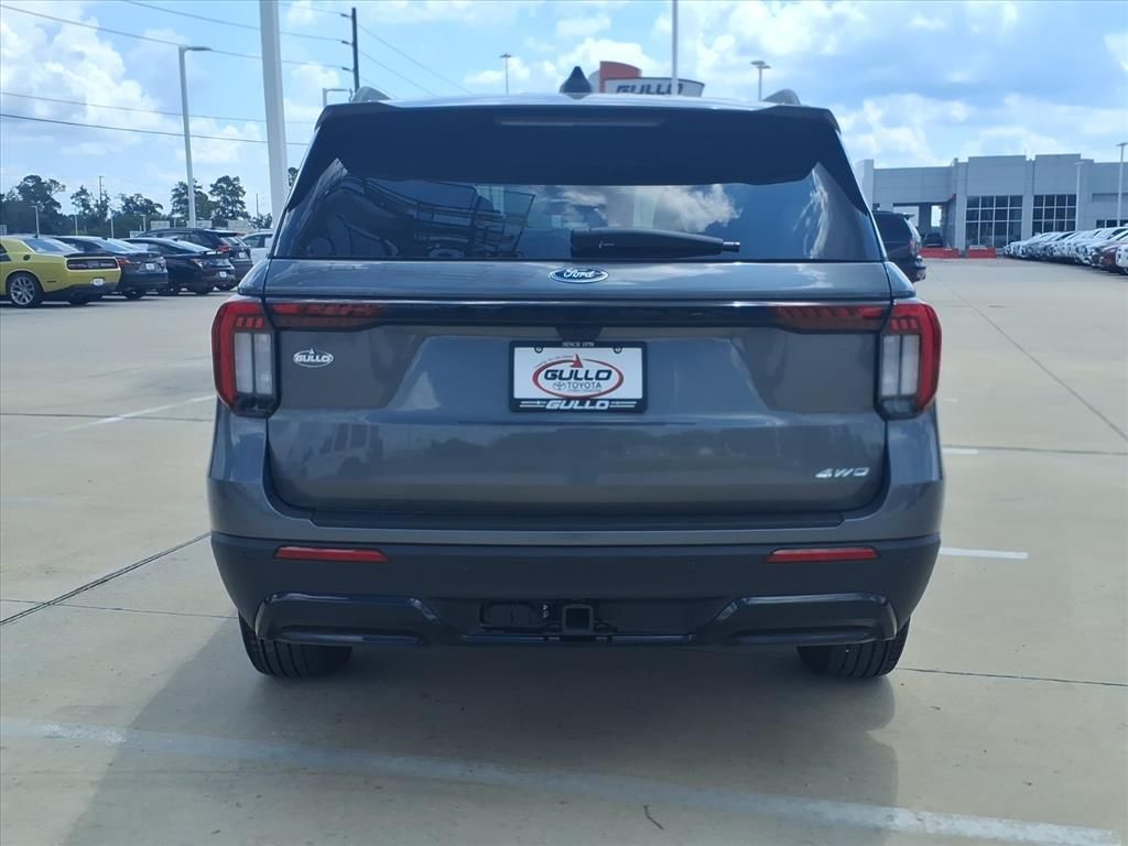 2025 Ford Explorer ST-Line - 8