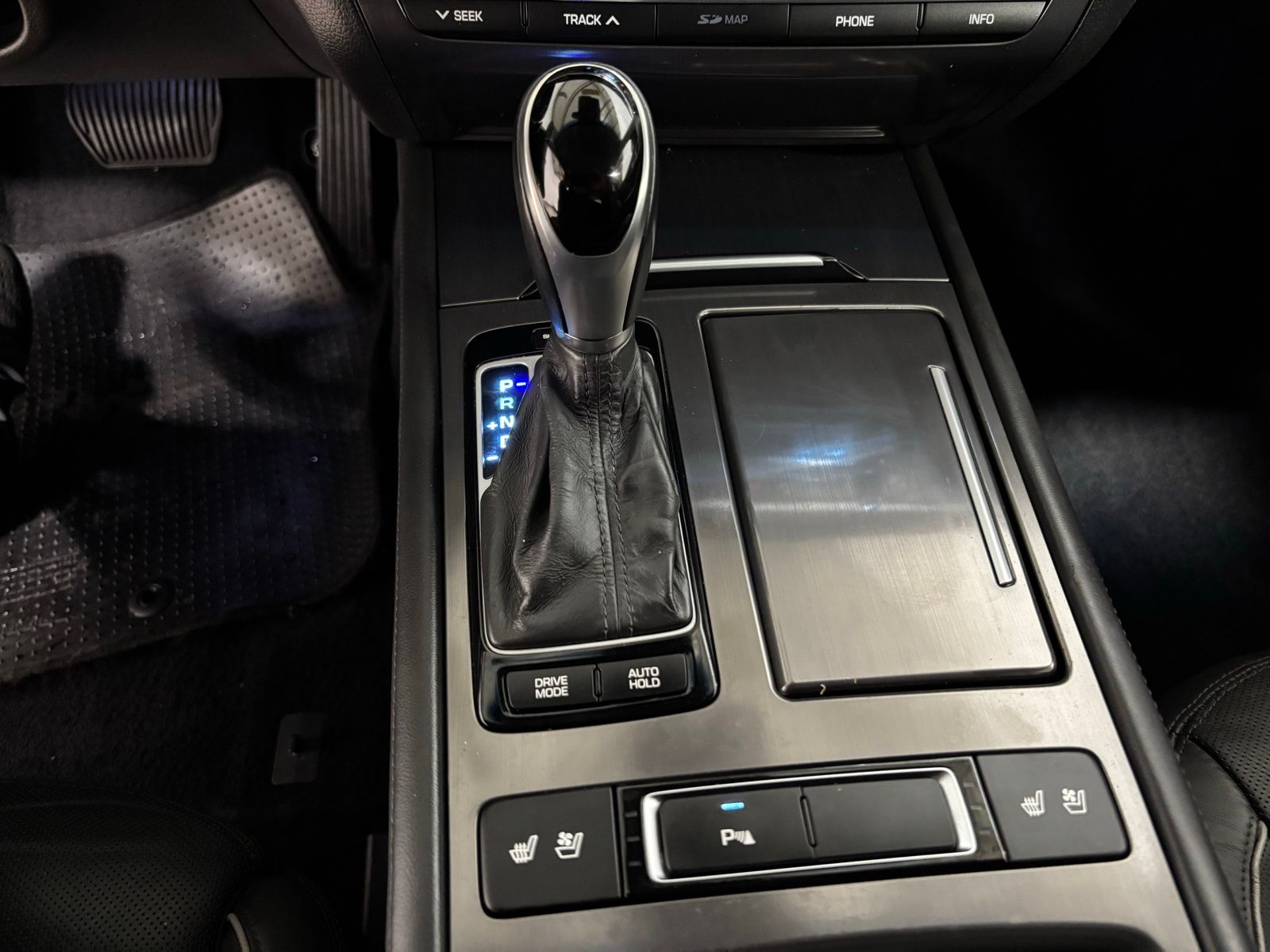 Used Car 2015 Hyundai Genesis  3.8 For Sale Under $15,000 In Austin, Texas