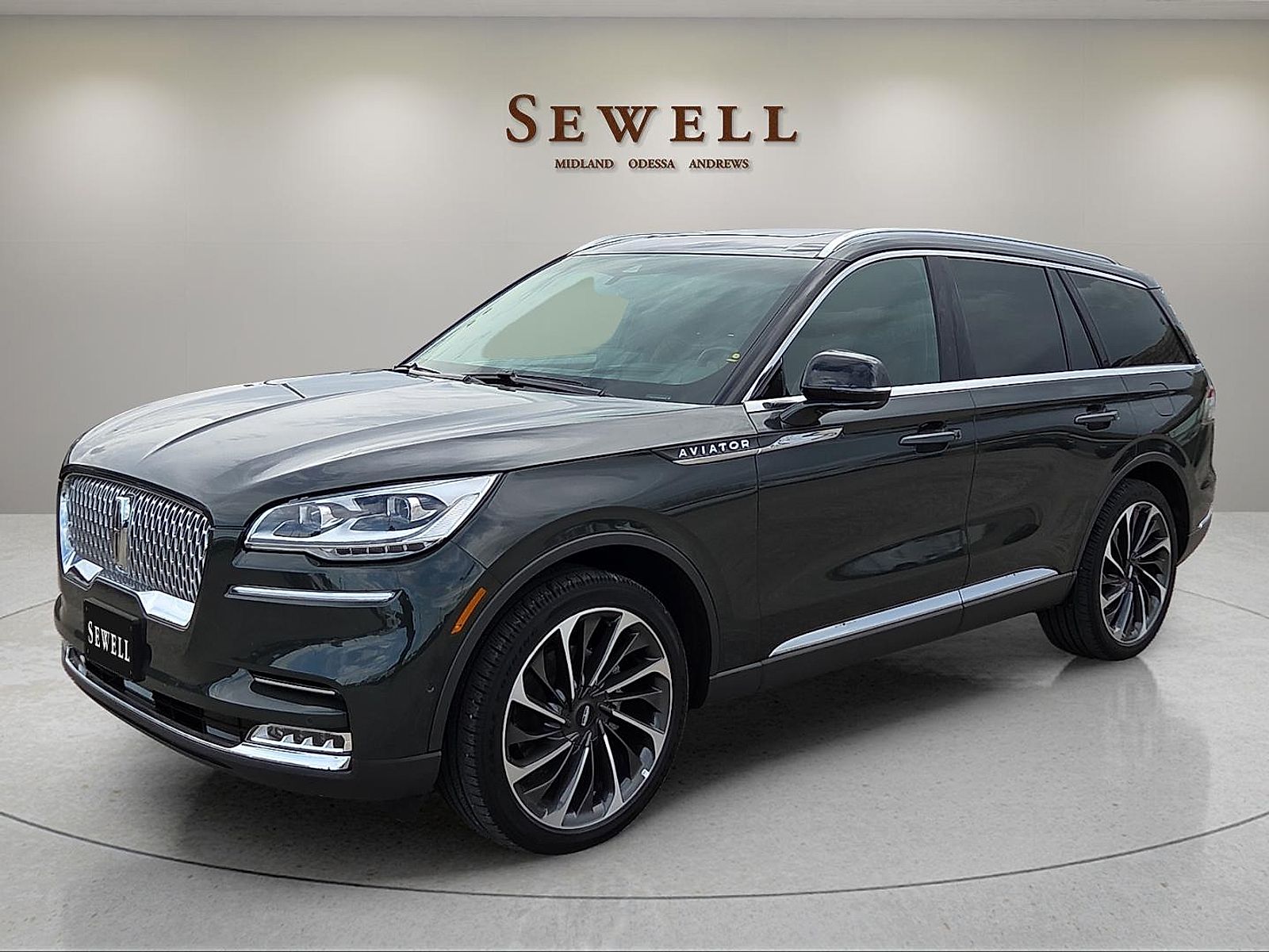 2022 Lincoln Aviator Reserve AWD's photo