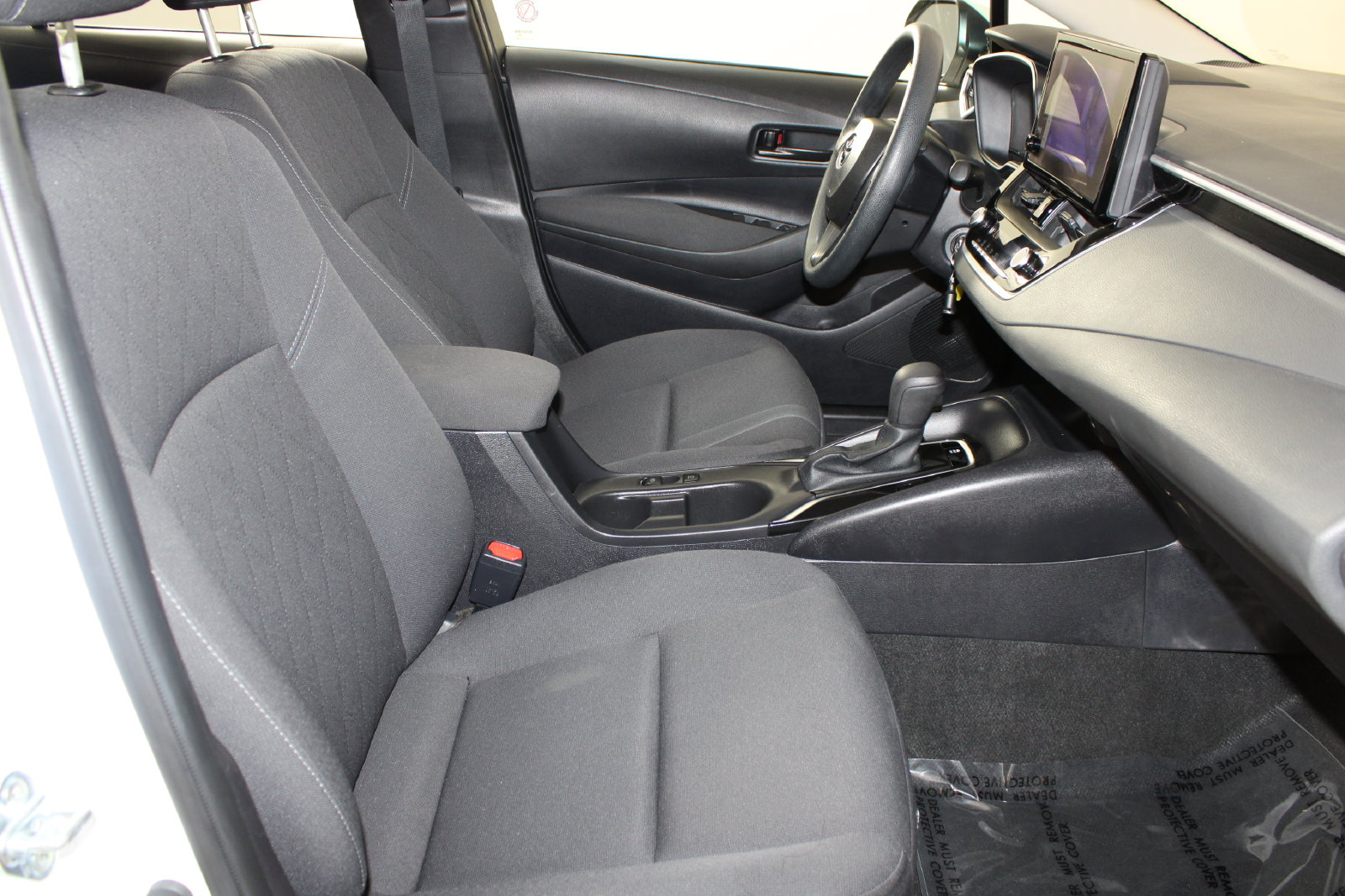 Used 2025 White Toyota LE image 24