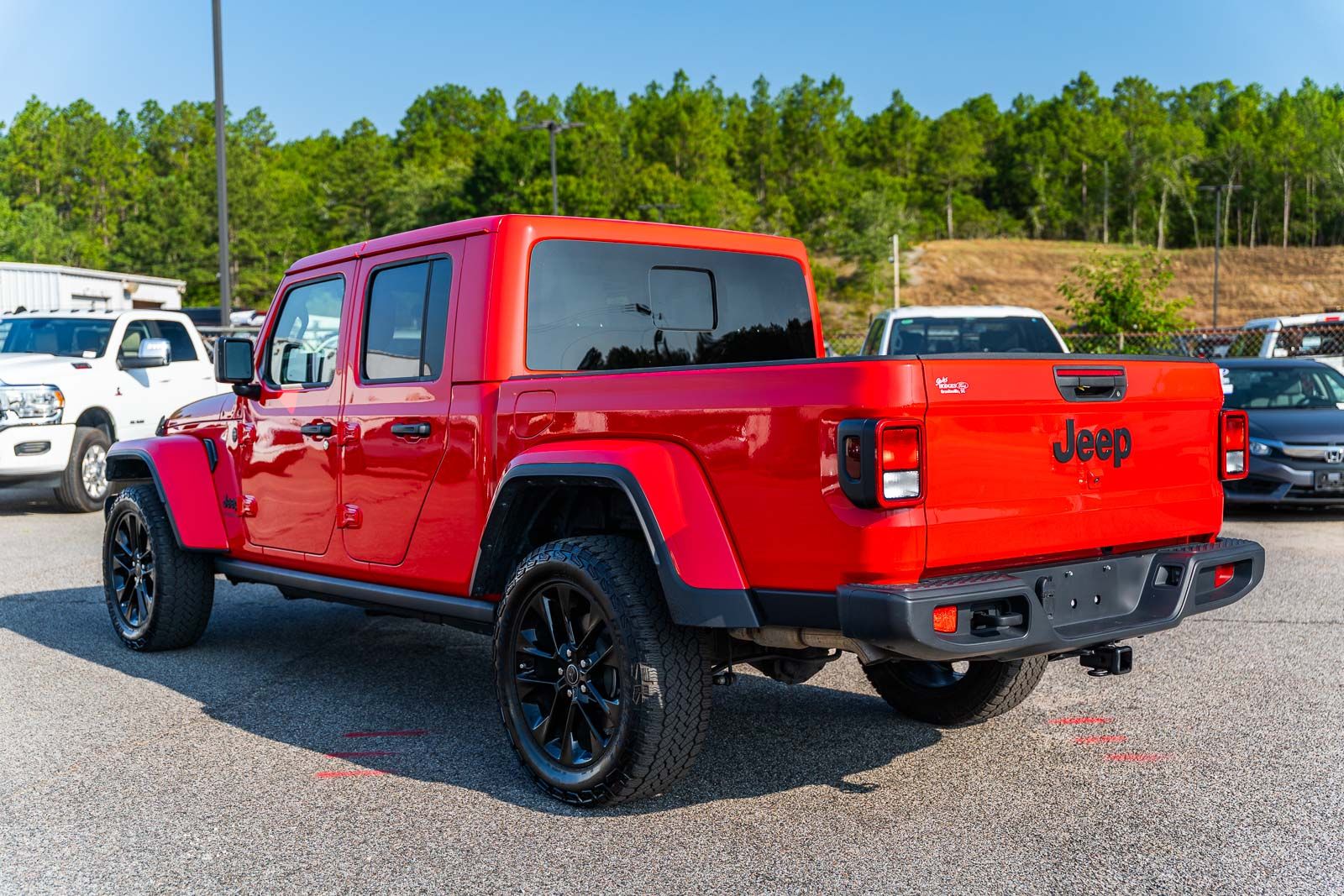 Used 2024 Jeep Gladiator Truck