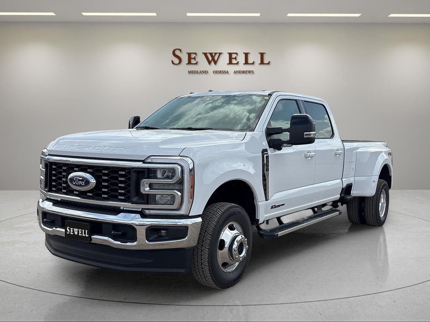 2026 Ford F-350SD Lariat