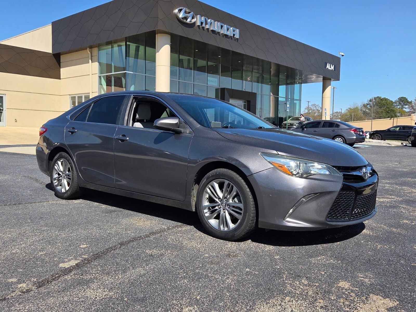 2016 Toyota Camry XLE