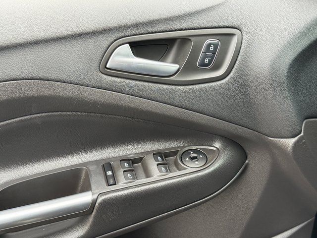 Used 2018 Shadow Black Ford SEL image 24
