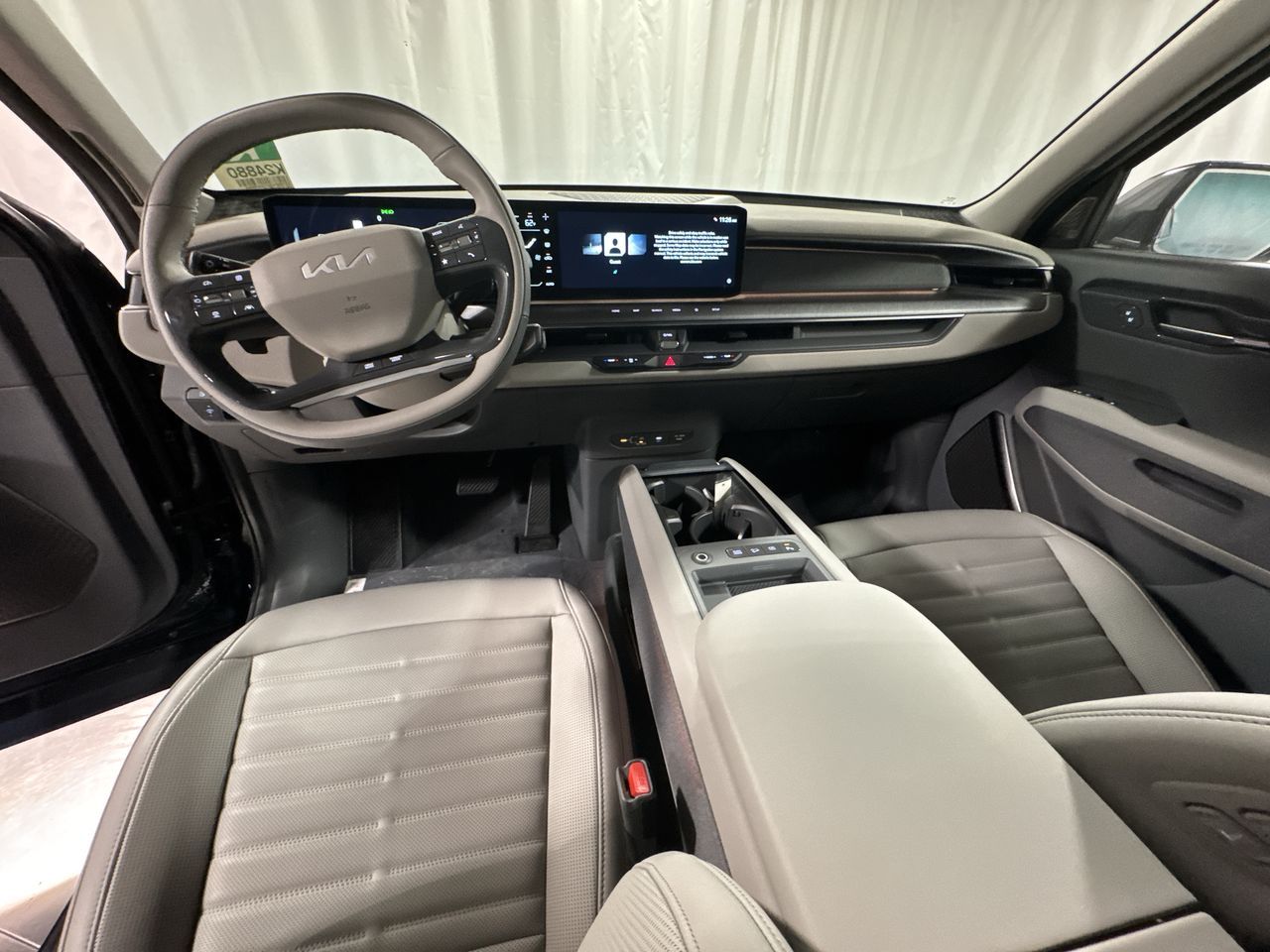 2026 Kia EV9 Land AWD photo 12