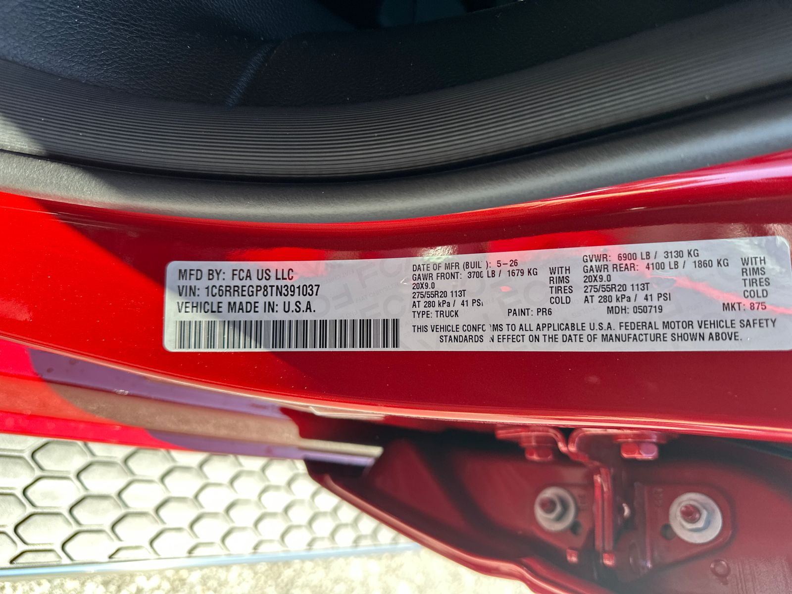 New 2026 Molten Red Pearl-Coat Exterior Paint RAM Express image 32