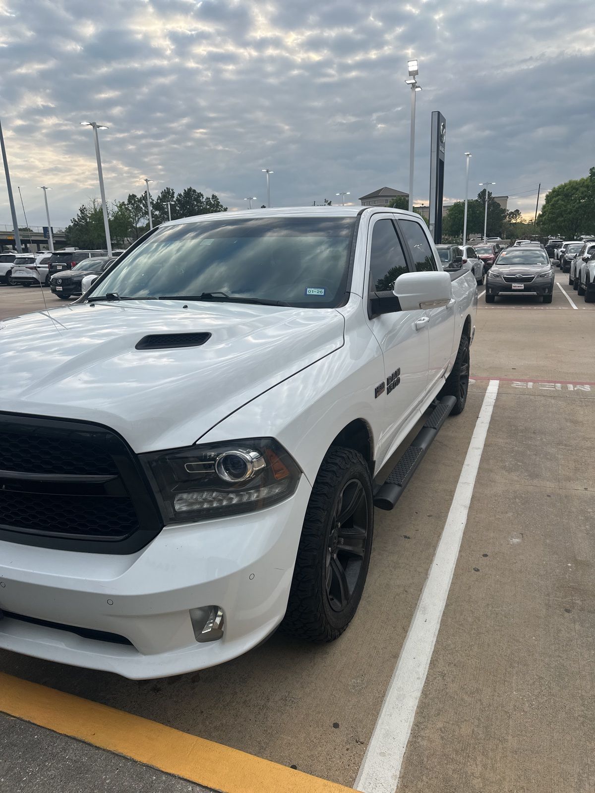 Bright White Clearcoat 2017 RAM 1500 Night Crew Cab 4WD Pickup Truck Four-Wheel Drive 8-Speed Automatic
