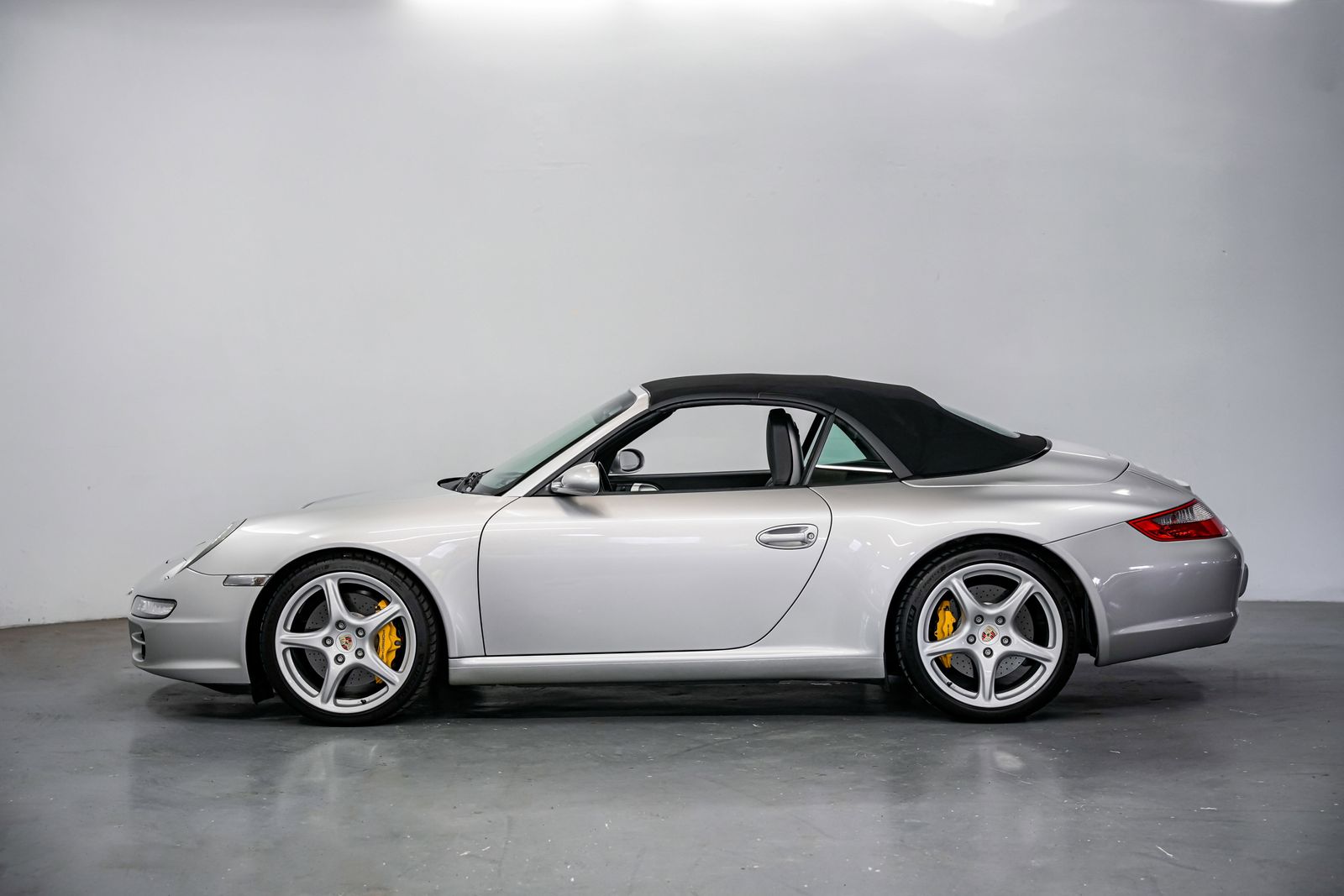 2005 Porsche 911 Carrera S — photo 6